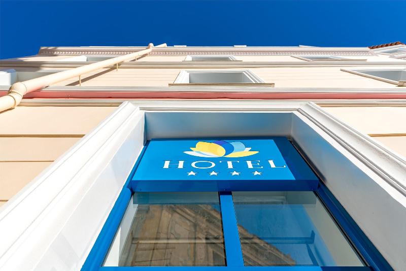 Lotus Inn - Genel