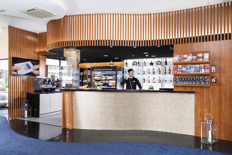Bo33 Hotel Family and Suites - Lobi