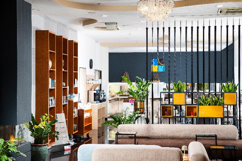 Bo33 Hotel Family and Suites - Lobi