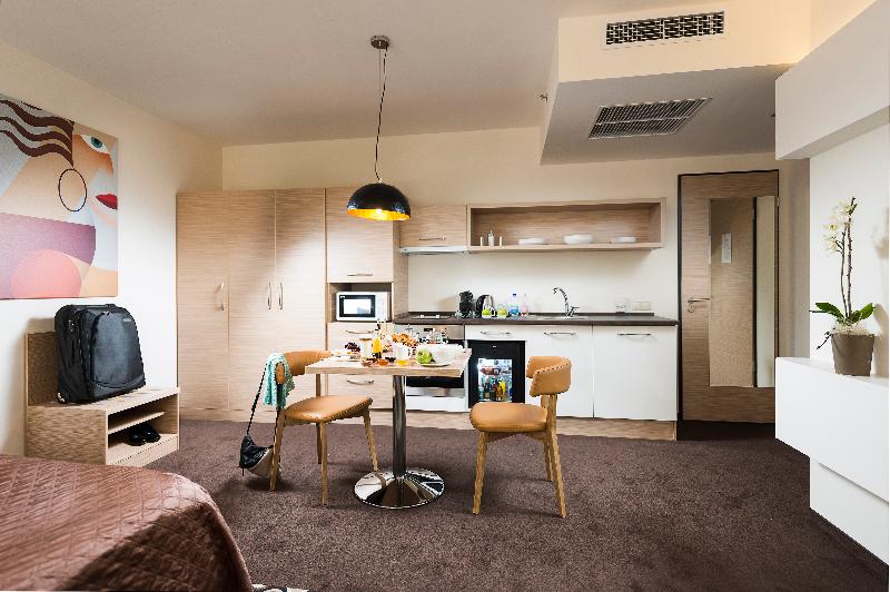 Bo33 Hotel Family and Suites - Oda