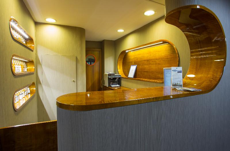 Grand Jules Boat Hotel Budapest - Lobi