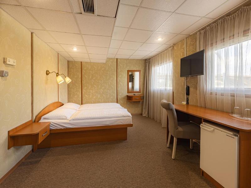 Grand Jules Boat Hotel Budapest - Oda