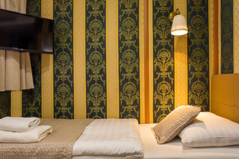 Grand Jules Boat Hotel Budapest - Oda