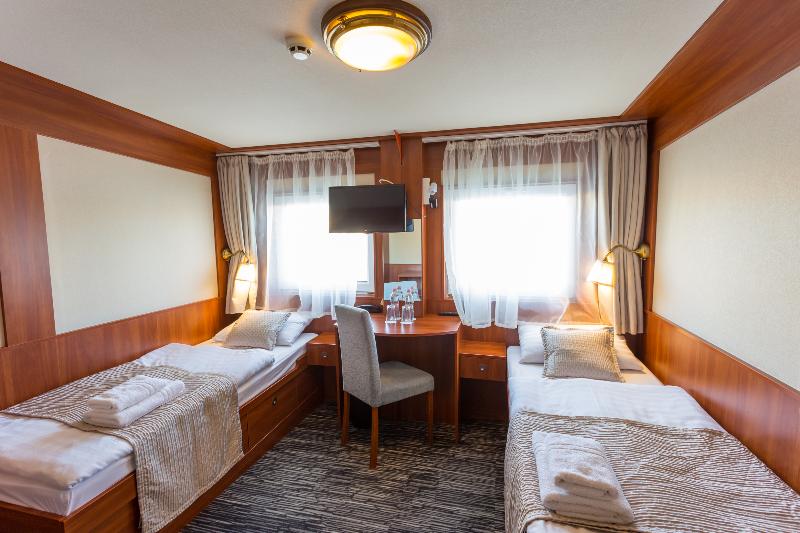 Grand Jules Boat Hotel Budapest - Oda