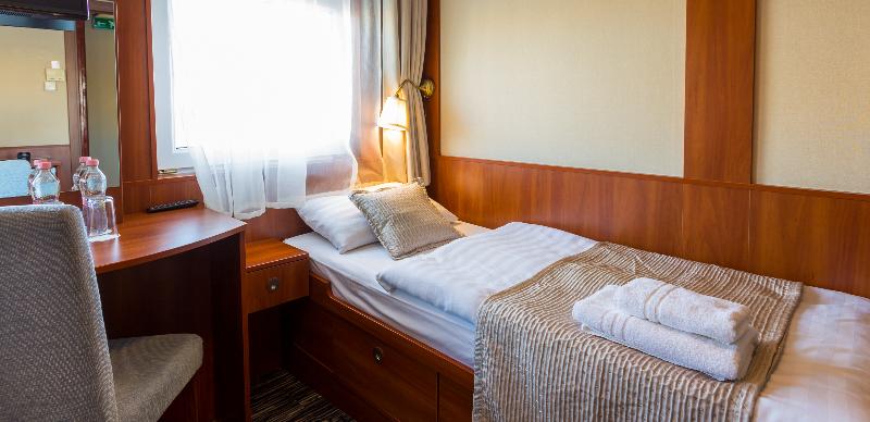 Grand Jules Boat Hotel Budapest - Oda