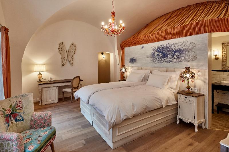 Maison Bistro & Hotel - Oda