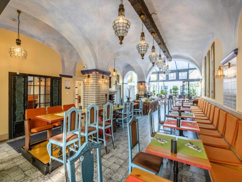 Maison Bistro & Hotel - Restoran