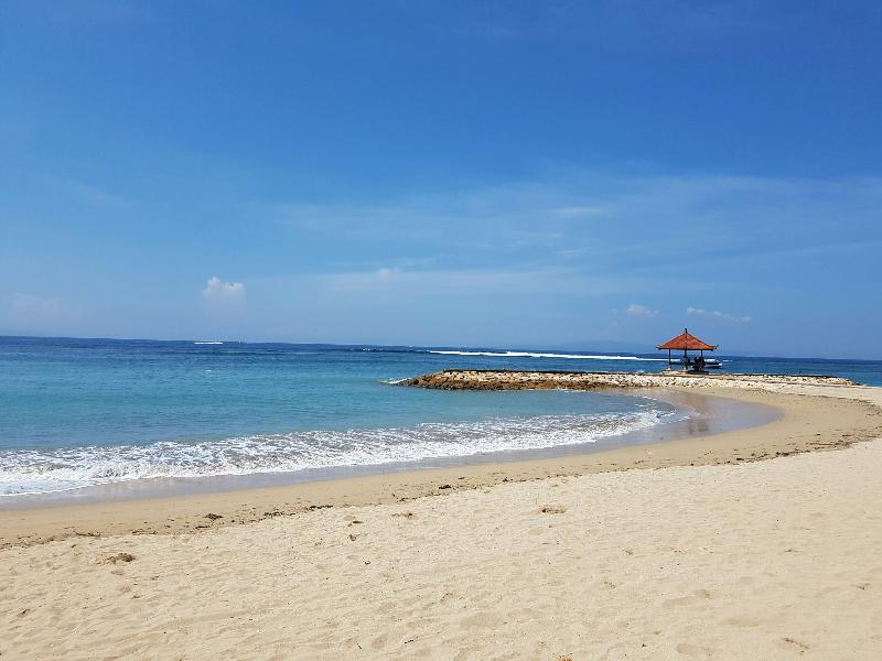 Alit Beach Resort and Villas - Plaj