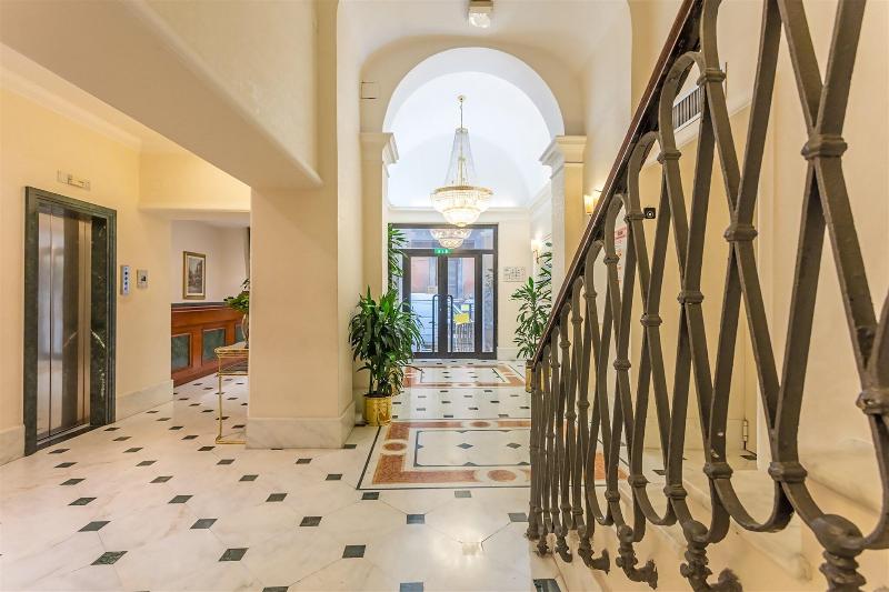 Raeli Hotel Floridia - Lobi