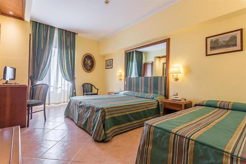 Raeli Hotel Floridia - Oda
