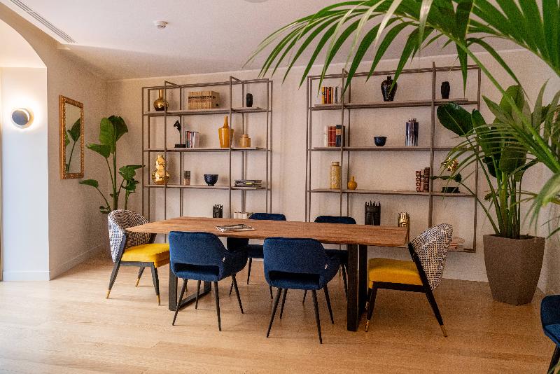 9Hotel Cesari - Toplantı