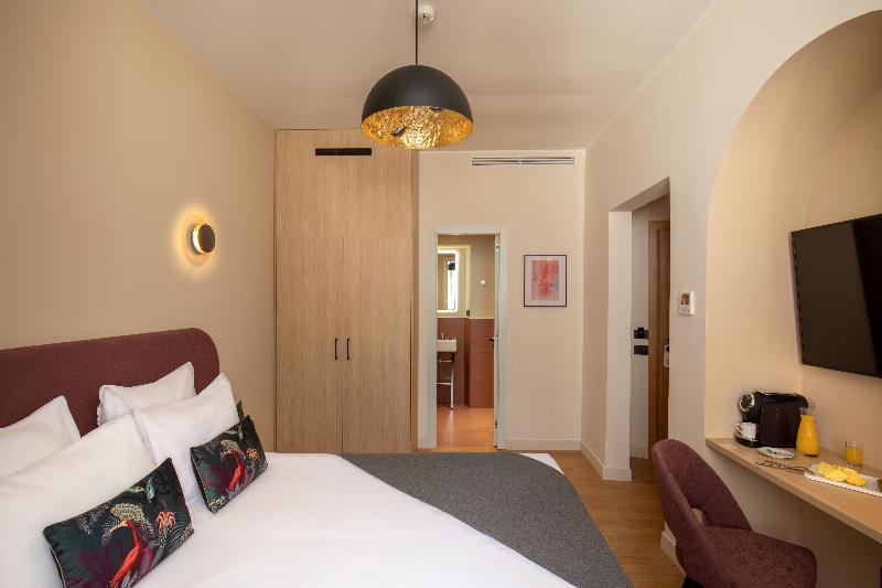9Hotel Cesari - Oda