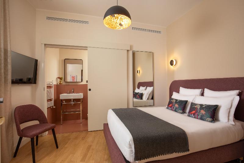 9Hotel Cesari - Oda