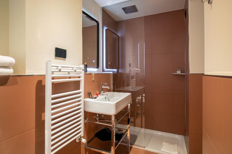 9Hotel Cesari - Oda