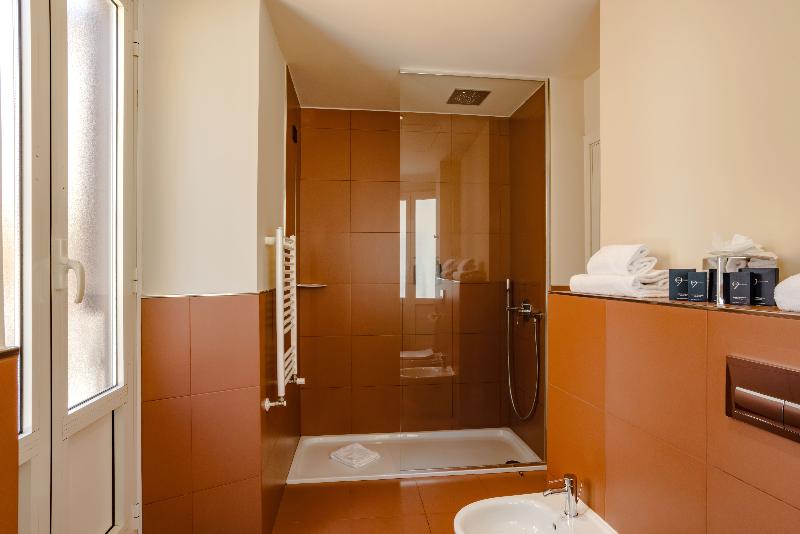 9Hotel Cesari - Oda