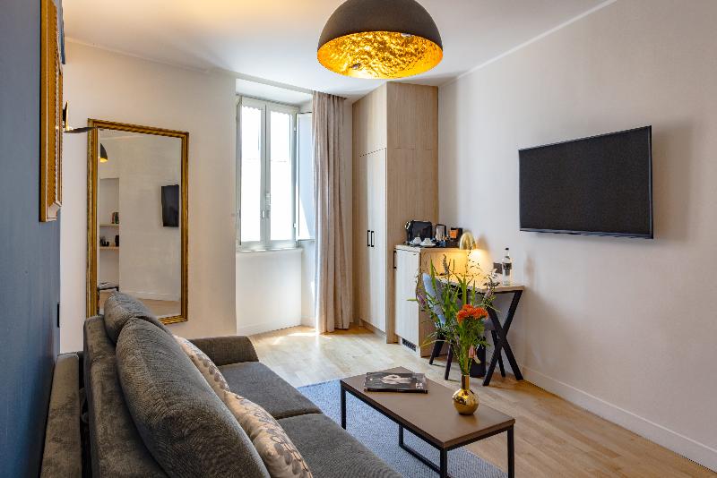 9Hotel Cesari - Oda