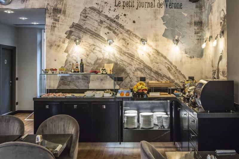 Verona House Aparthotel - Bar