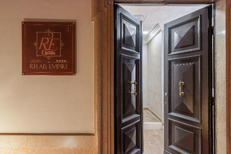 Relais Empire - Genel