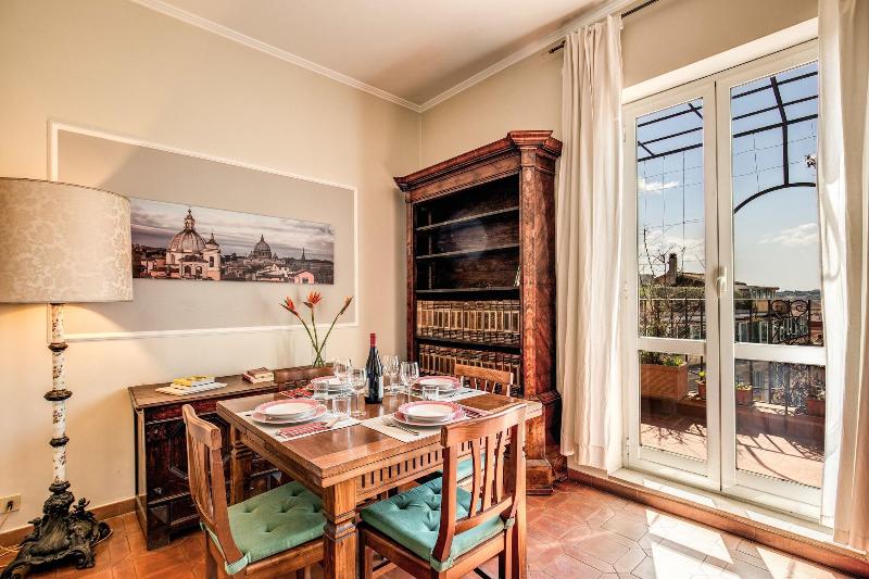 Tritone Top House - Oda