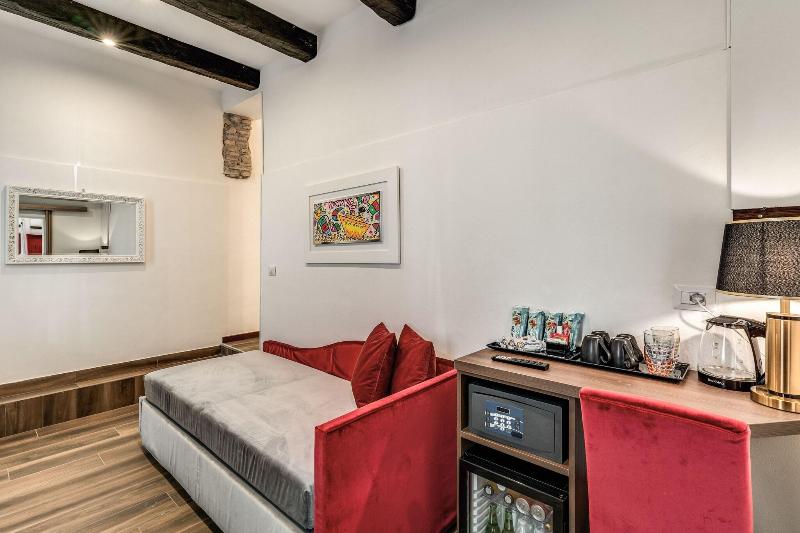 Tritone Top House - Oda