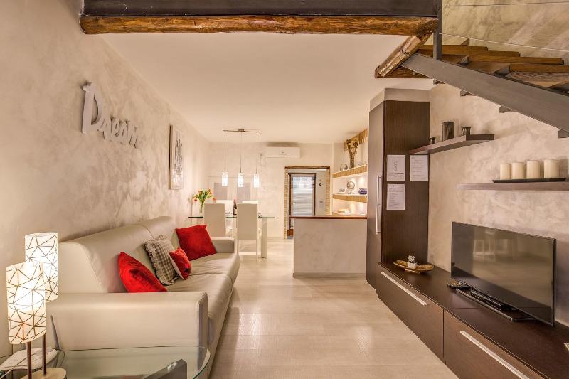 Tritone Top House - Oda