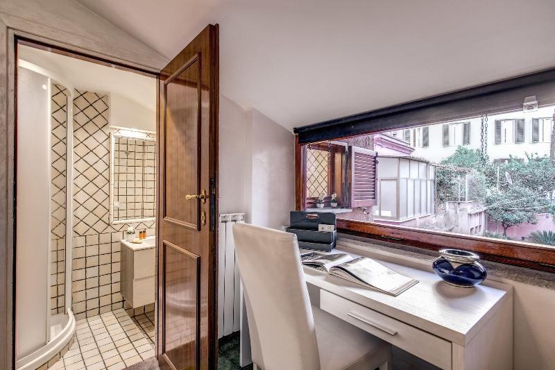 Tritone Top House - Oda