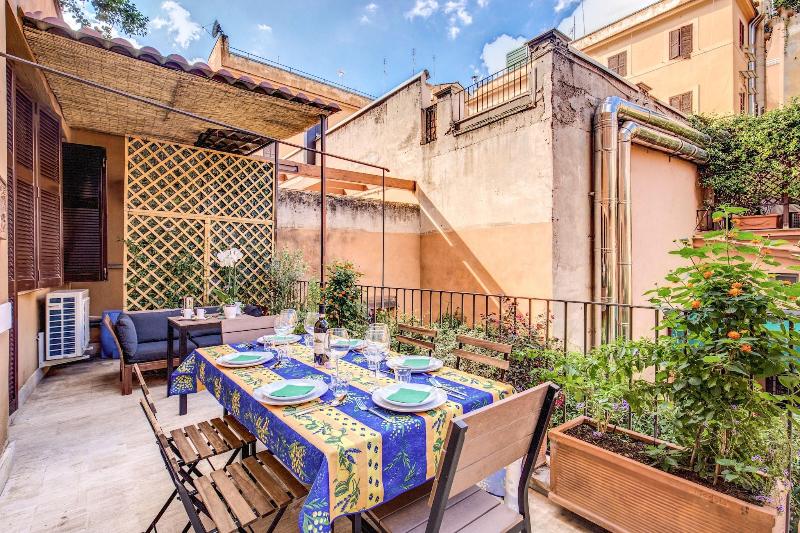 Tritone Top House - Teras