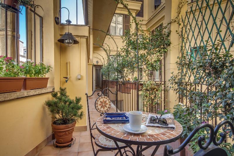 Tritone Top House - Teras
