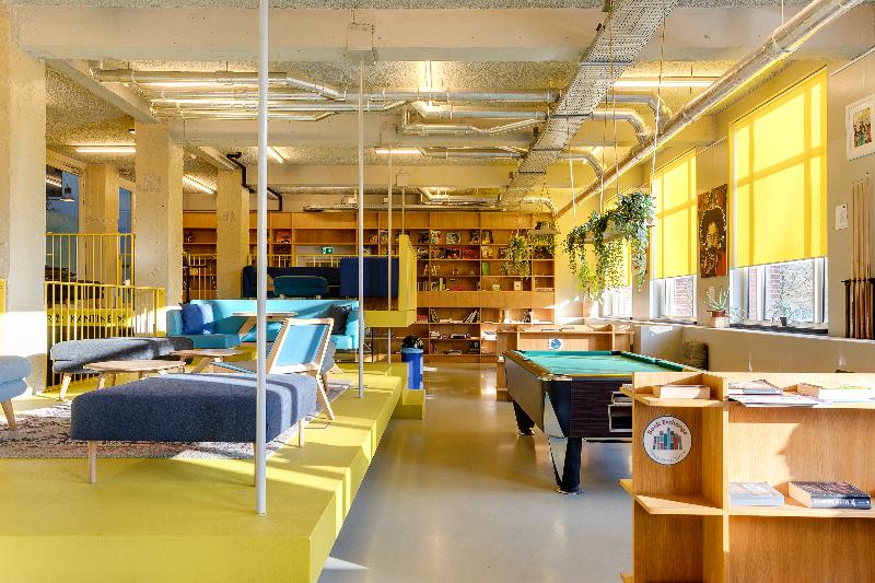 ClinkNoord Hostel - Lobi
