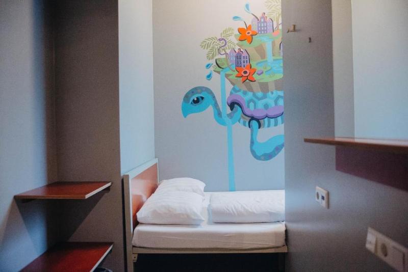 ClinkNoord Hostel - Oda