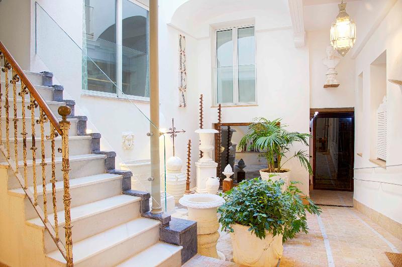 Overland Suites Catedral Luxury Apartments - Lobi