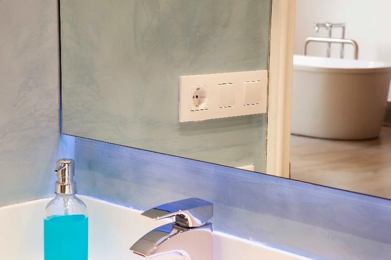 Overland Suites Catedral Luxury Apartments - Oda