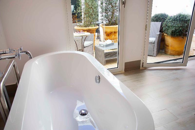 Overland Suites Catedral Luxury Apartments - Oda