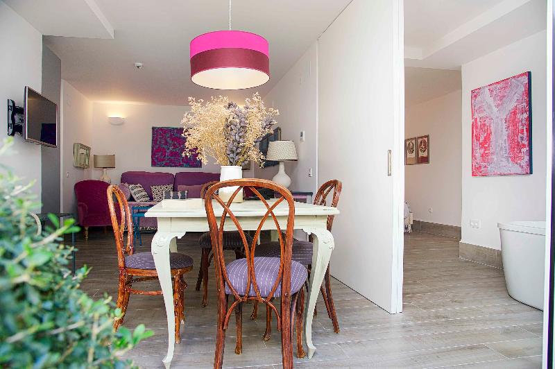 Overland Suites Catedral Luxury Apartments - Oda