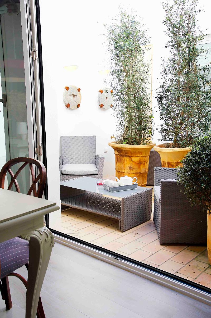 Overland Suites Catedral Luxury Apartments - Oda