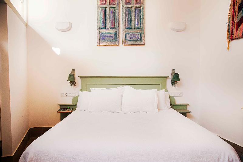 Overland Suites Catedral Luxury Apartments - Oda
