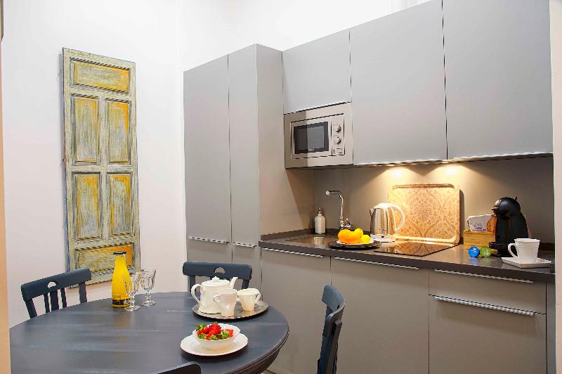 Overland Suites Catedral Luxury Apartments - Oda