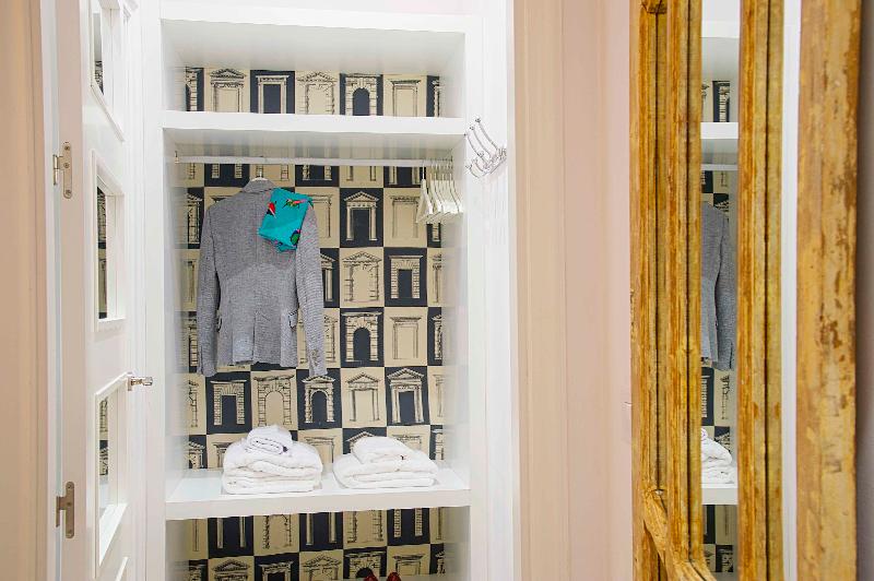 Overland Suites Catedral Luxury Apartments - Oda
