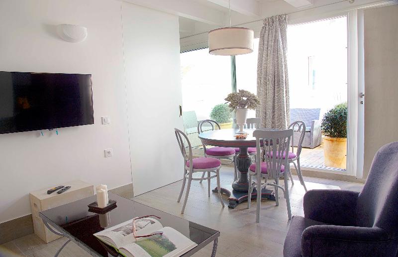 Overland Suites Catedral Luxury Apartments - Oda