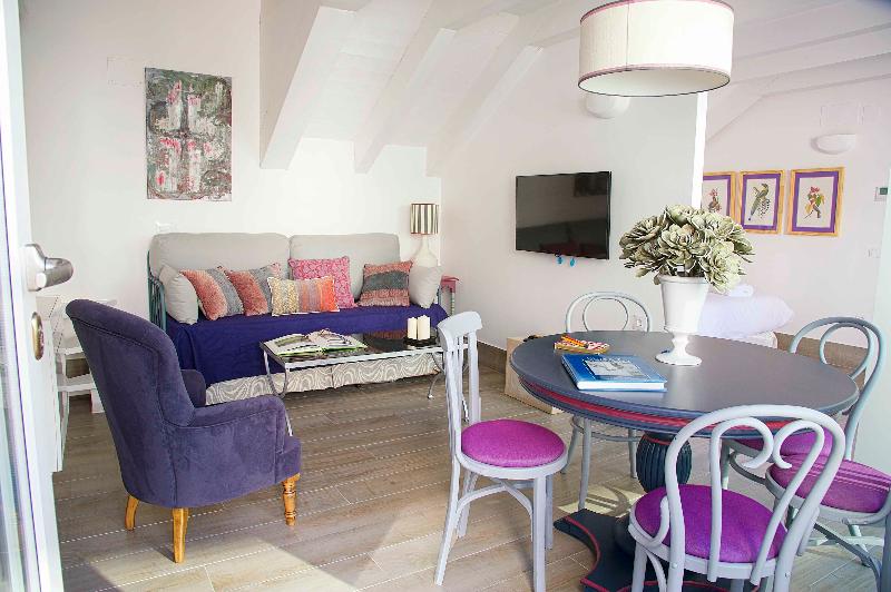 Overland Suites Catedral Luxury Apartments - Oda