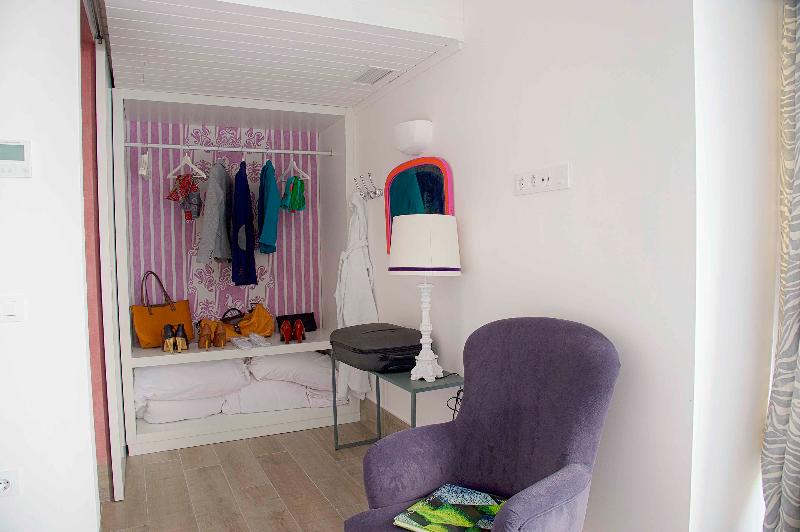 Overland Suites Catedral Luxury Apartments - Oda