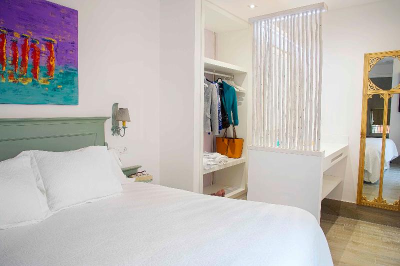 Overland Suites Catedral Luxury Apartments - Oda