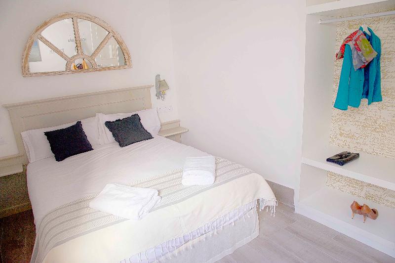 Overland Suites Catedral Luxury Apartments - Oda