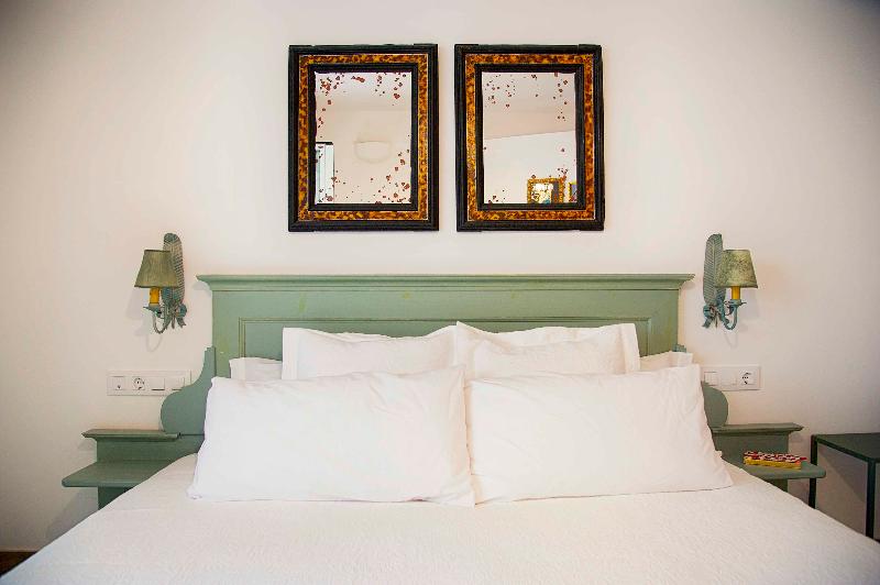 Overland Suites Catedral Luxury Apartments - Oda
