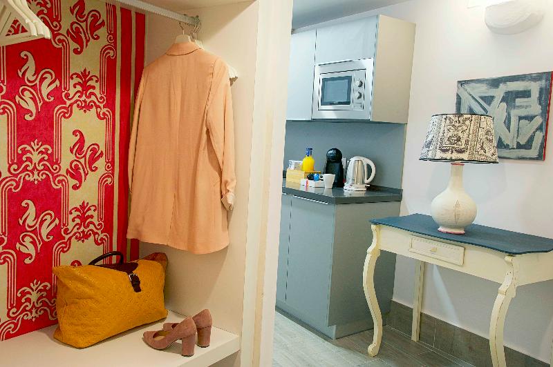 Overland Suites Catedral Luxury Apartments - Oda