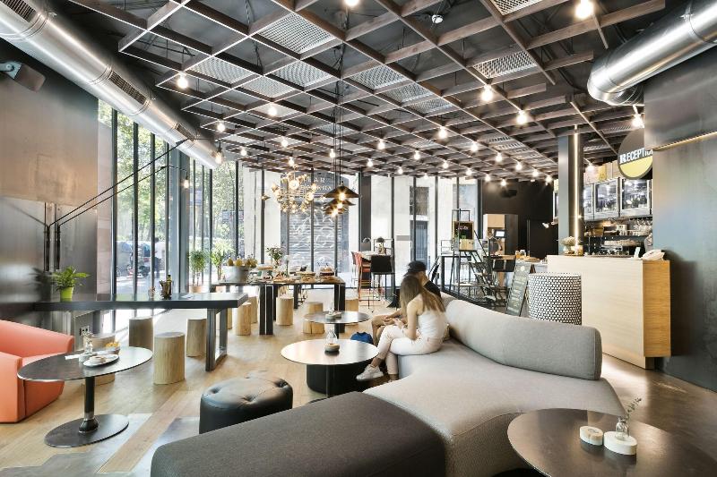 Niu Barcelona - Lobi