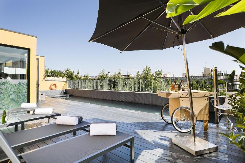 Niu Barcelona - Havuz