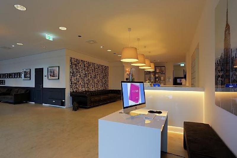 FourSide Plaza Hotel Trier, Trademark Collection - Lobi