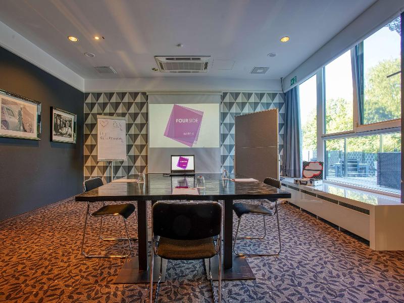 FourSide Plaza Hotel Trier, Trademark Collection - Toplantı