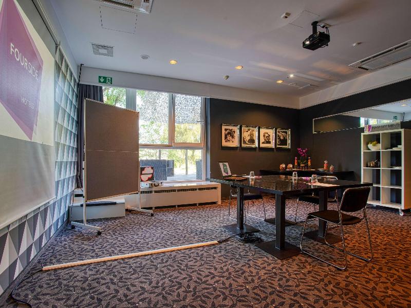 FourSide Plaza Hotel Trier, Trademark Collection - Toplantı